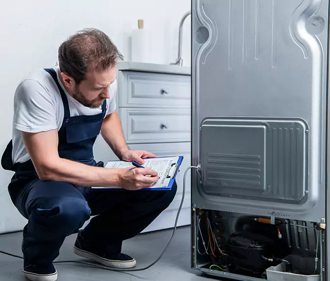 Why Westford, MA Homeowners Choose Westford Appliance Pro for Refrigerator Leak Repair?